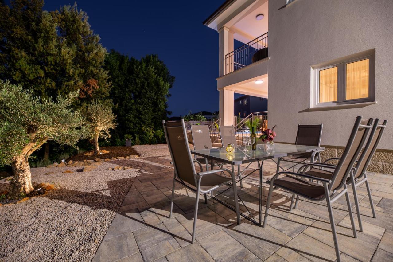 Villa Pafran With Heated Pool Krk Krk Town Dış mekan fotoğraf